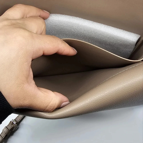 Crossbody - Picture 9 of 11